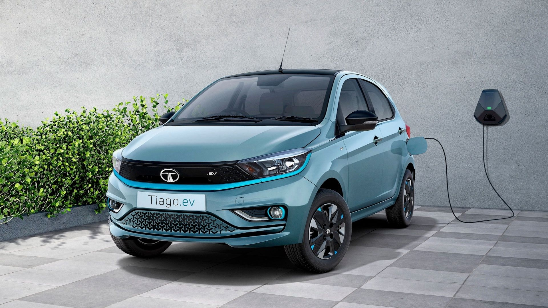 The Ultimate Guide to Buying an Electric Car in India (2025–2026)